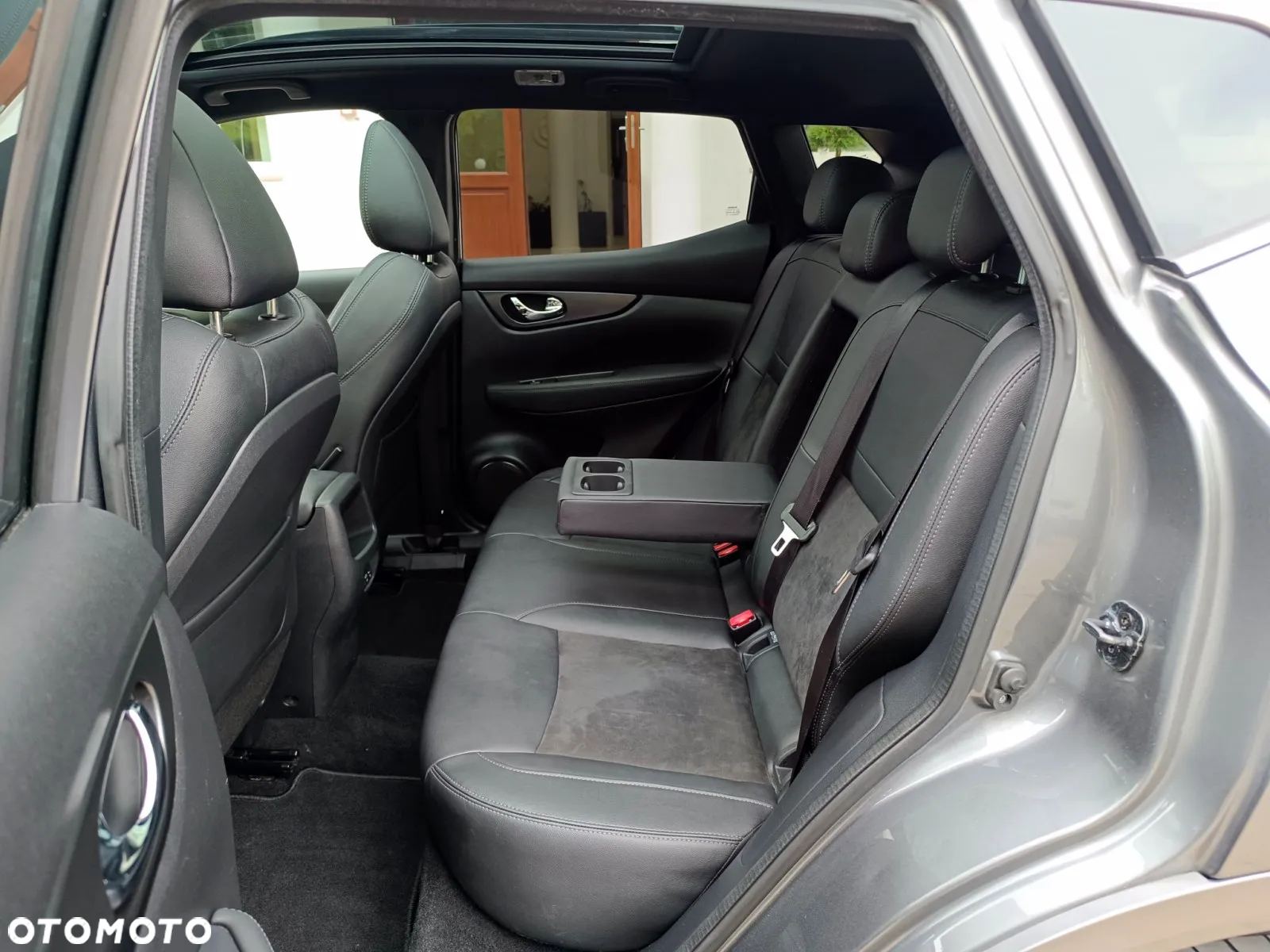 Nissan Qashqai 1.5 dCi N-Tec - 32