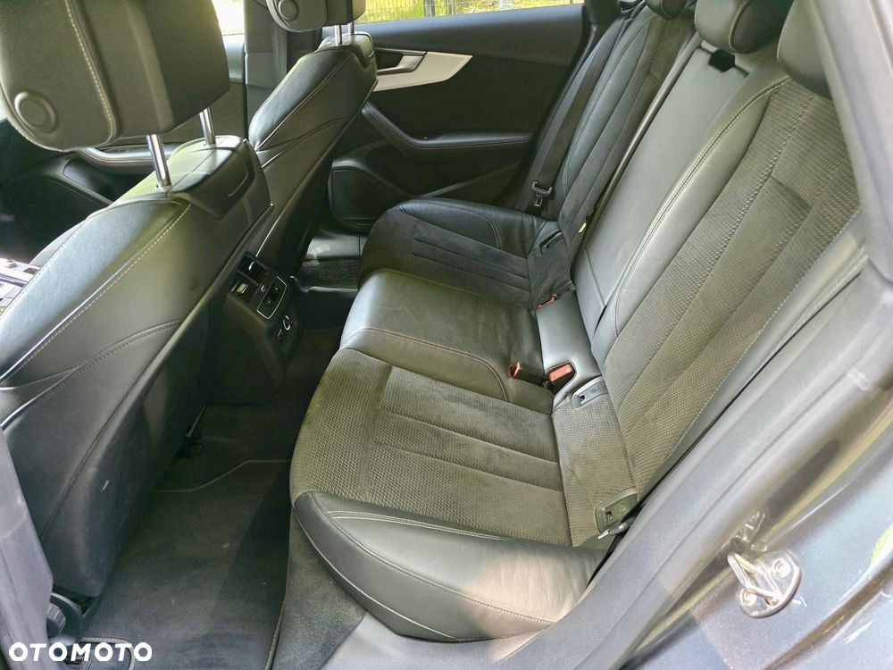 Audi A5 35 TDI mHEV S Line S tronic - 15