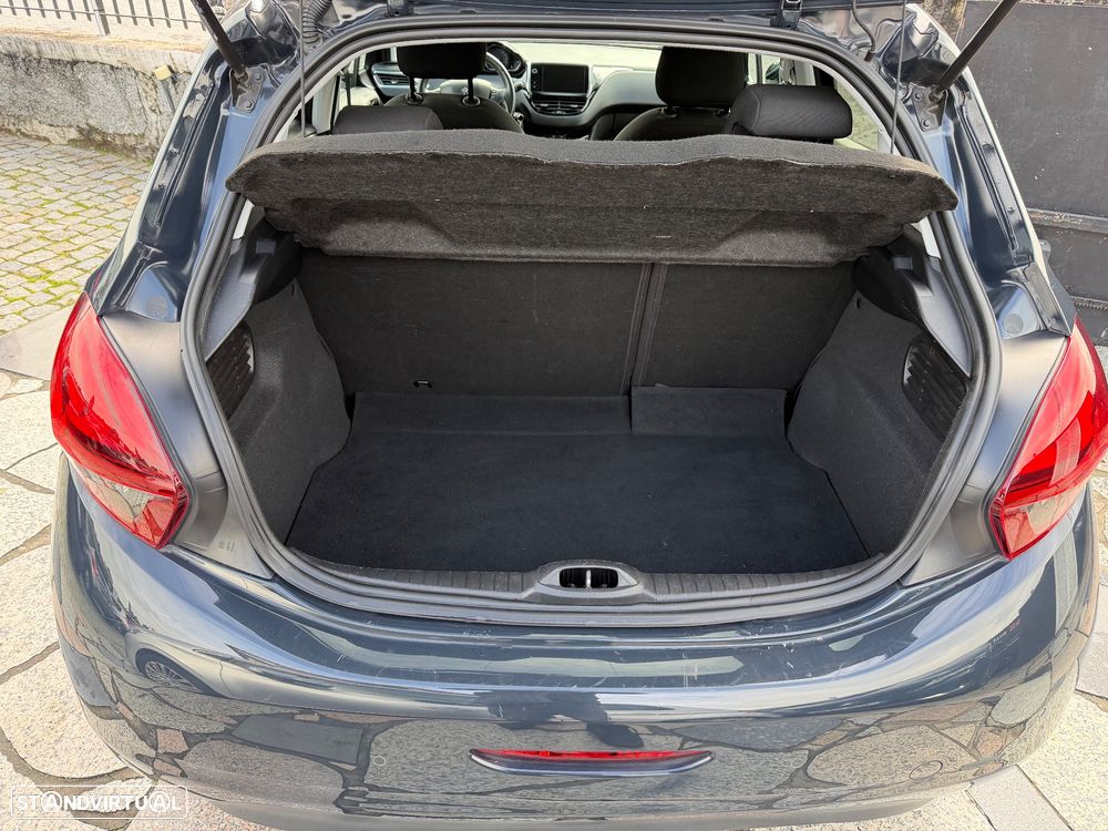 Peugeot 208 PureTech 82 Start & Stop Style - 17