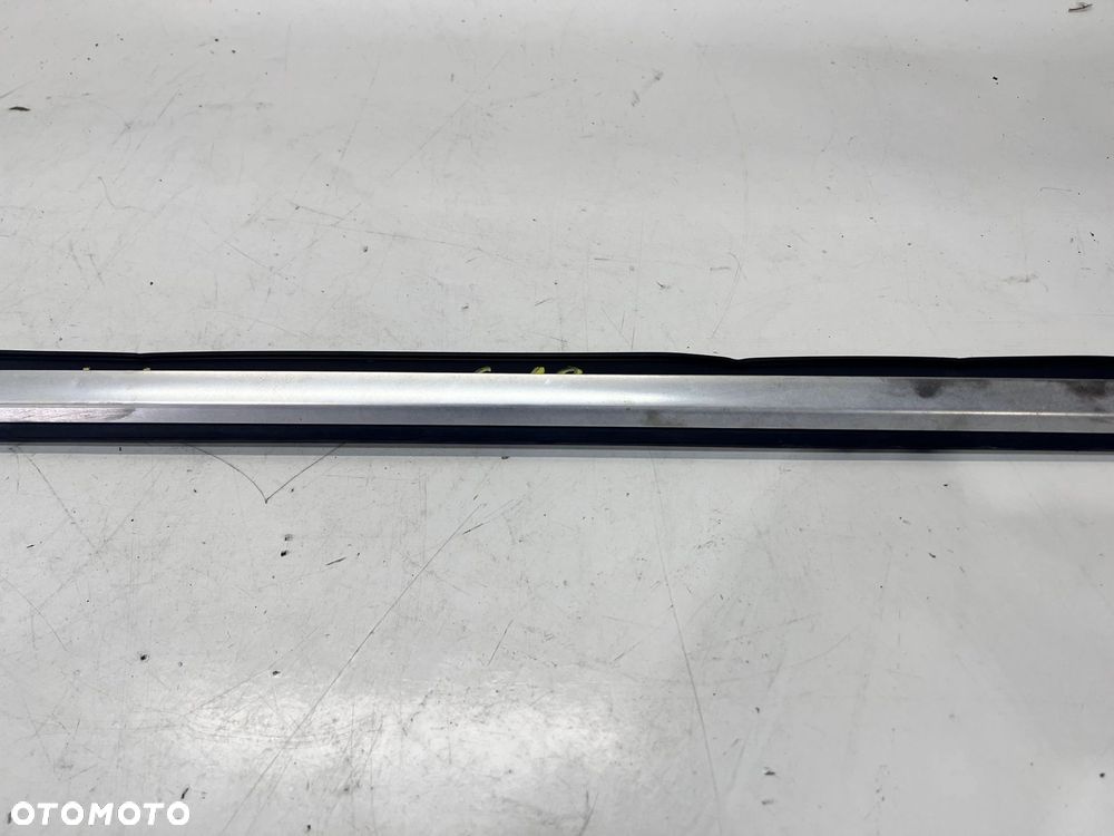 LISTWA CHROM DRZWI PRAWY PRZÓD AUDI A3 8V SEDAN 8V5853284 - 7