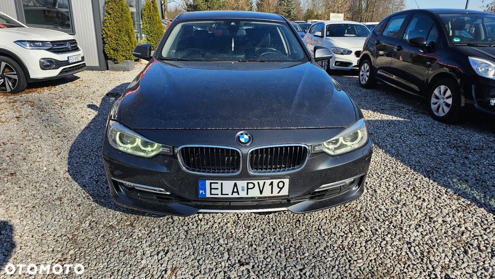 BMW Seria 3 318d Blue Performance Modern Line - 9