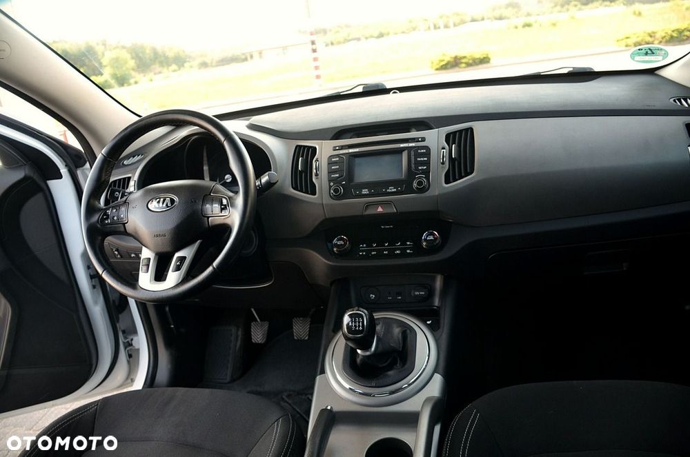 Kia Sportage - 16