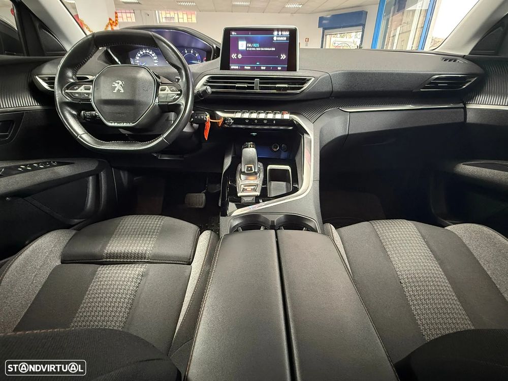 Peugeot 5008 BlueHDI 130 EAT8 Active - 4