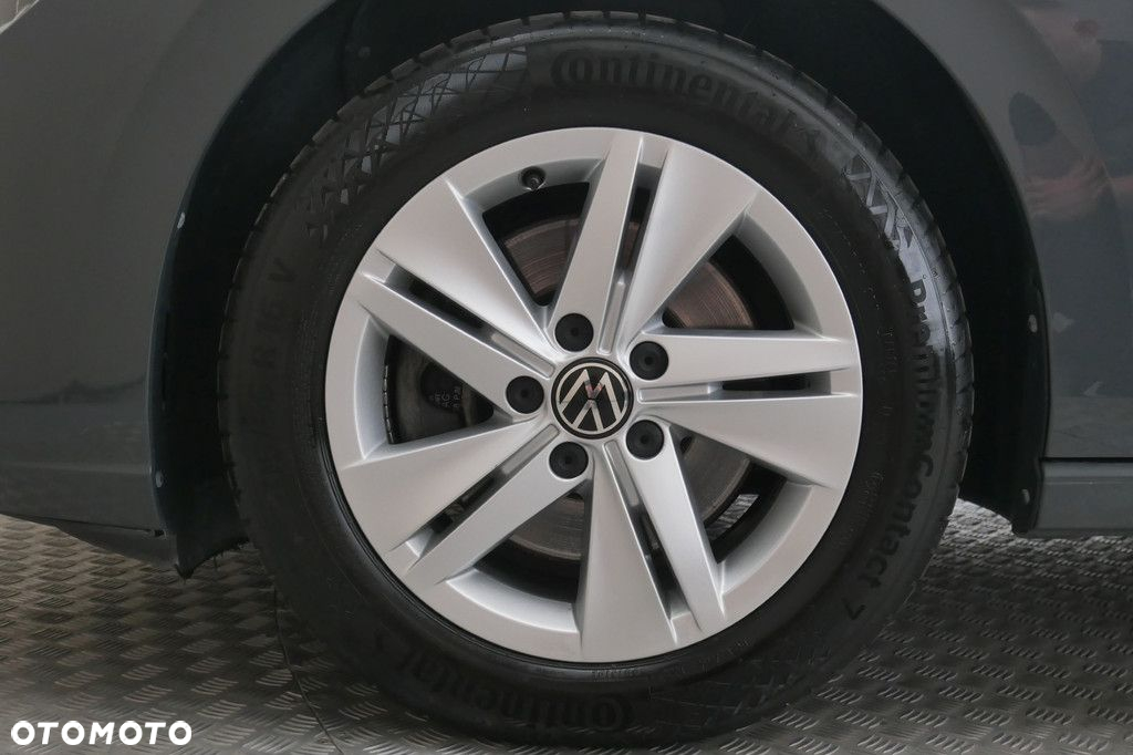 Volkswagen Golf - 14