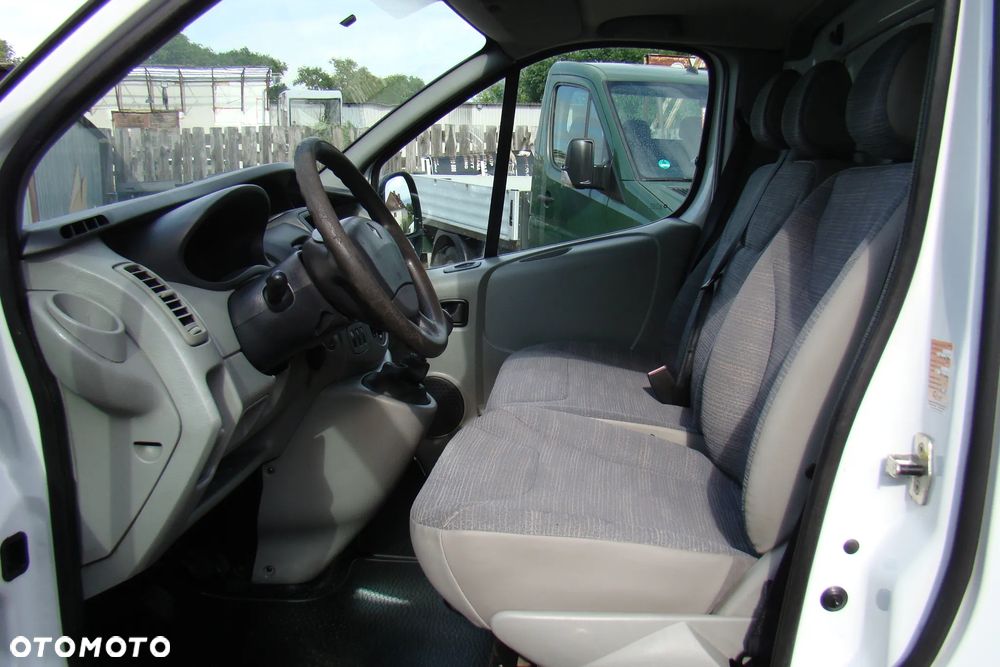 Renault Trafic - 6