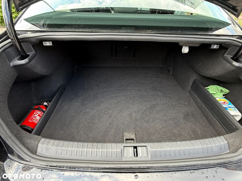 Volkswagen Passat 2.0 TDI BMT Comfortline DSG - 13