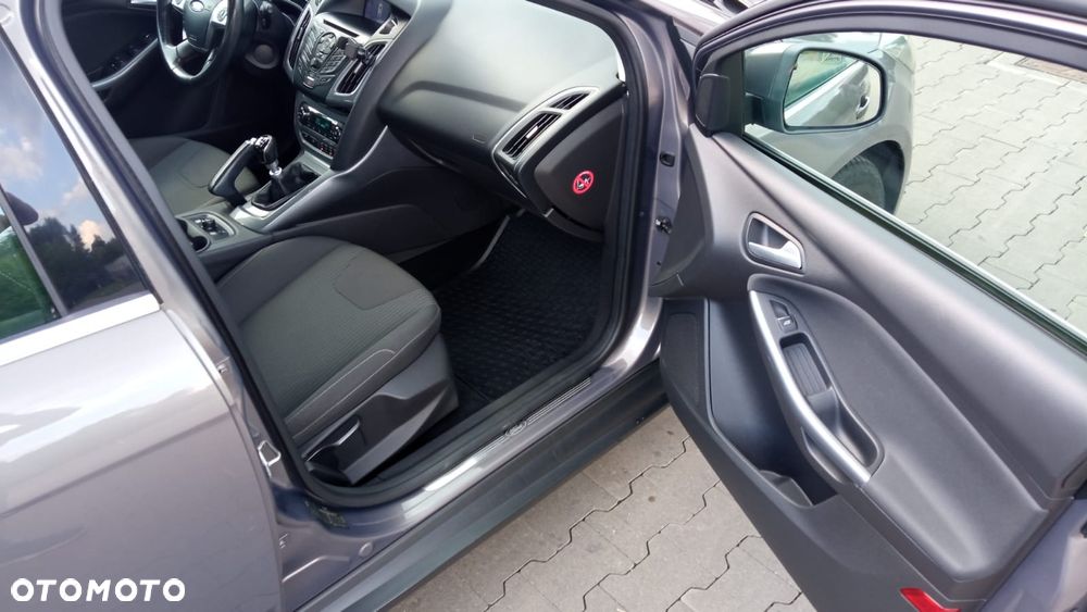 Ford Focus 1.0 EcoBoost STart-Stopp-System TITANIUM - 10