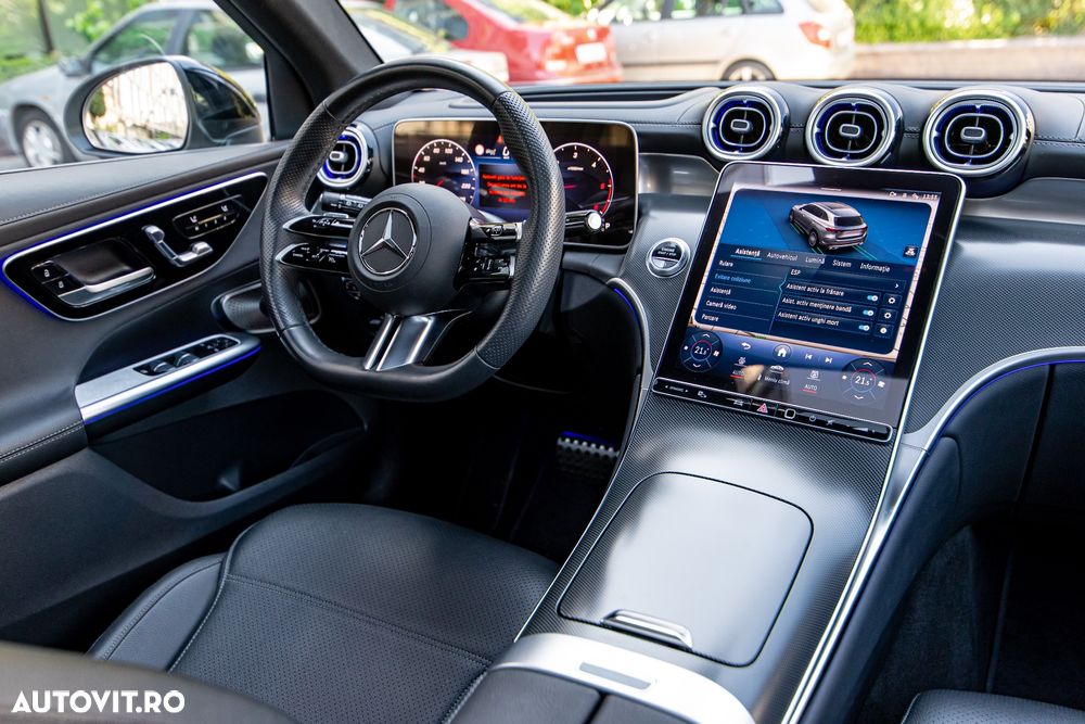 Mercedes-Benz GLC 300 d 4MATIC MHEV - 15