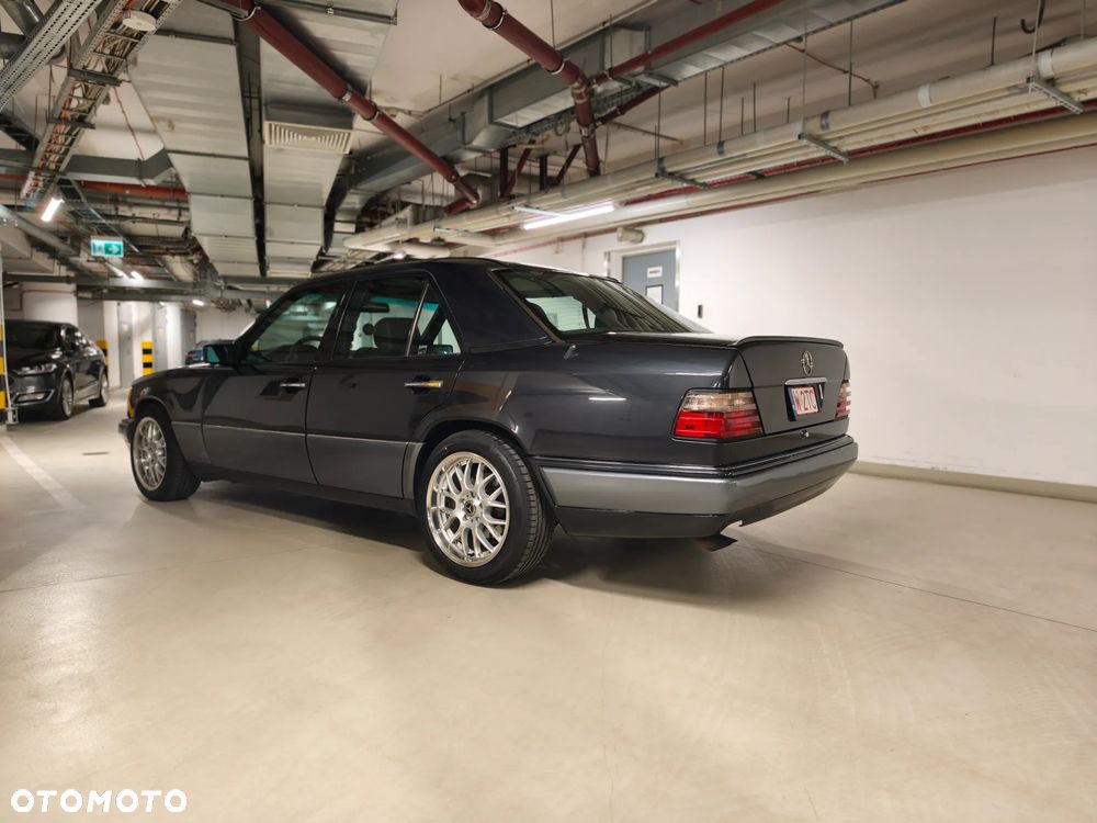 Mercedes-Benz Klasa E 320 Avantgarde - 8