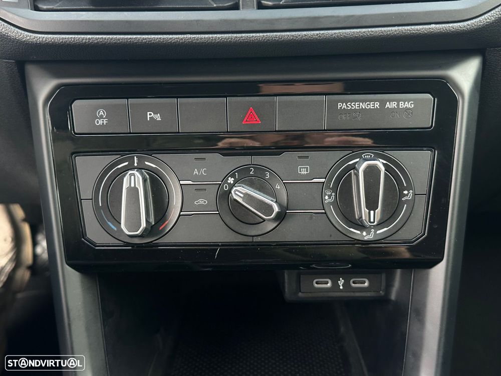 VW T-Cross 1.0 TSI Life DSG - 12