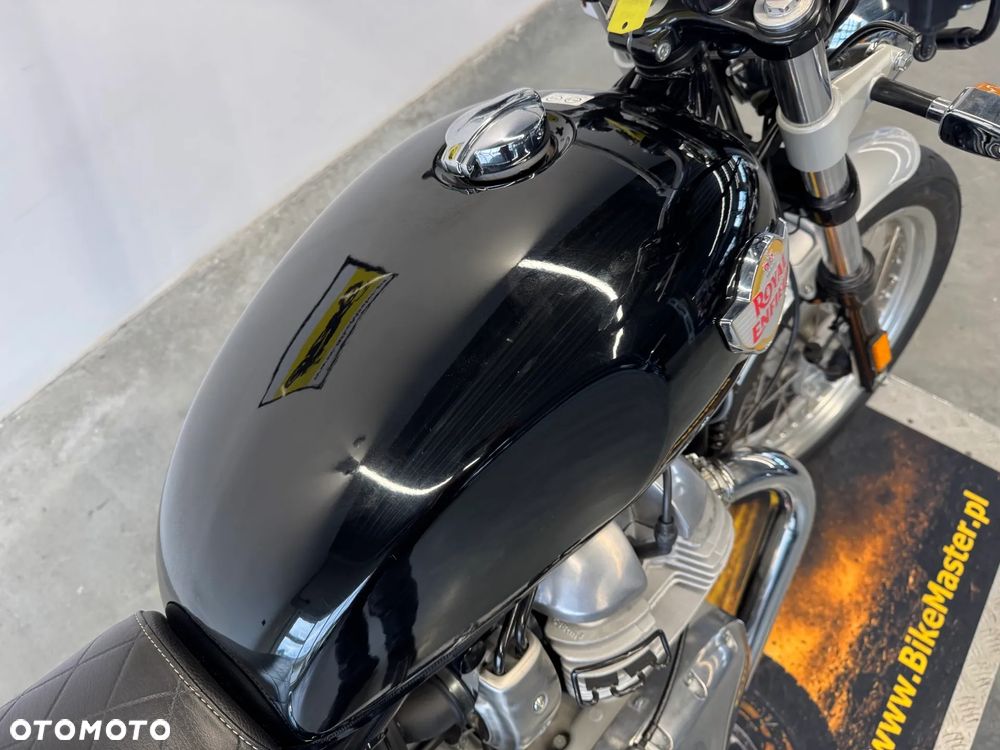 Royal Enfield Interceptor - 17