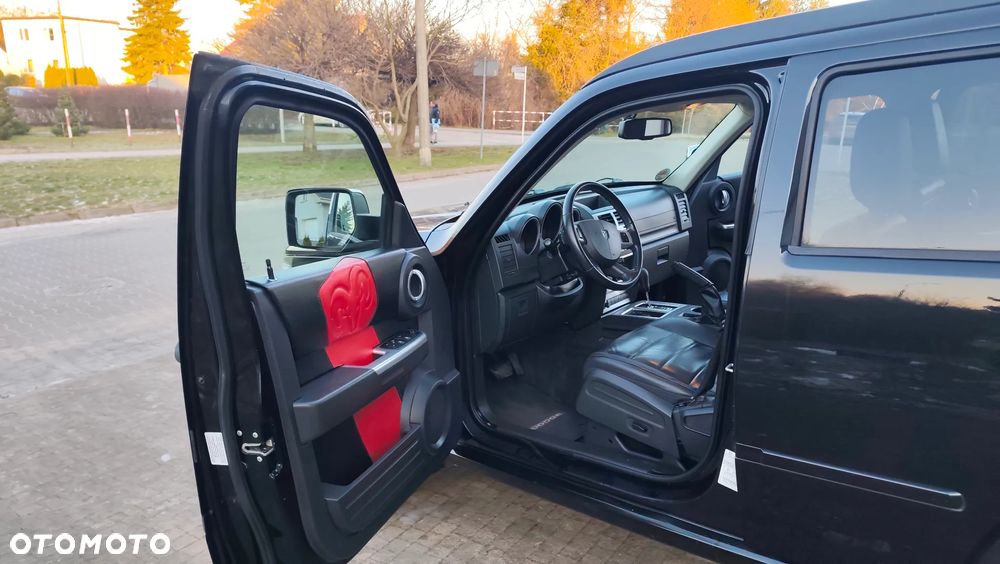 Dodge Nitro 2.8 CRD DPF Automatik R/T - 3