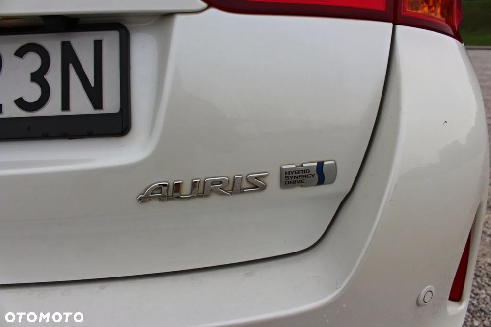 Toyota Auris 1.8 HSD Luna - 25