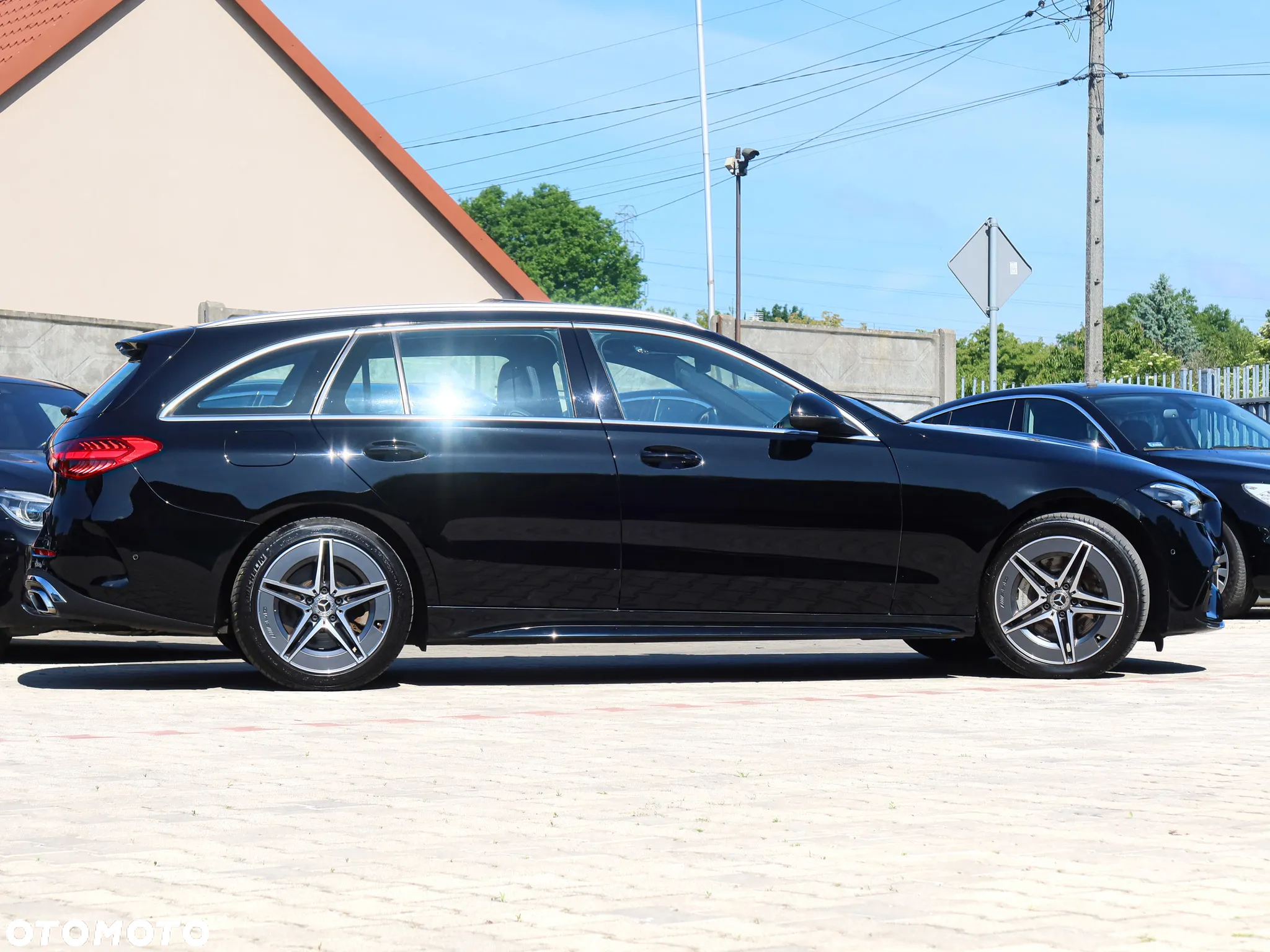 Mercedes-Benz Klasa C 300 e PHEV AMG - 34