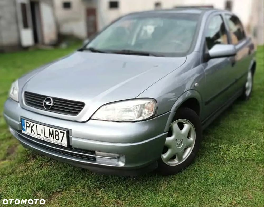 Opel Astra - 1
