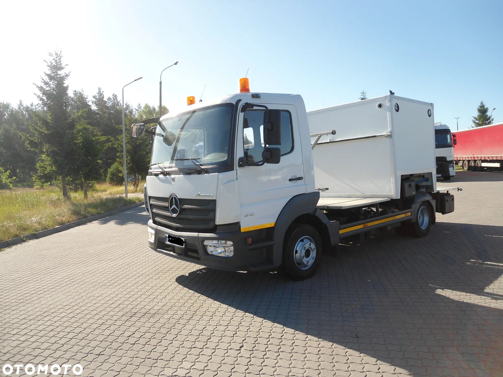 Mercedes-Benz Atego - 1
