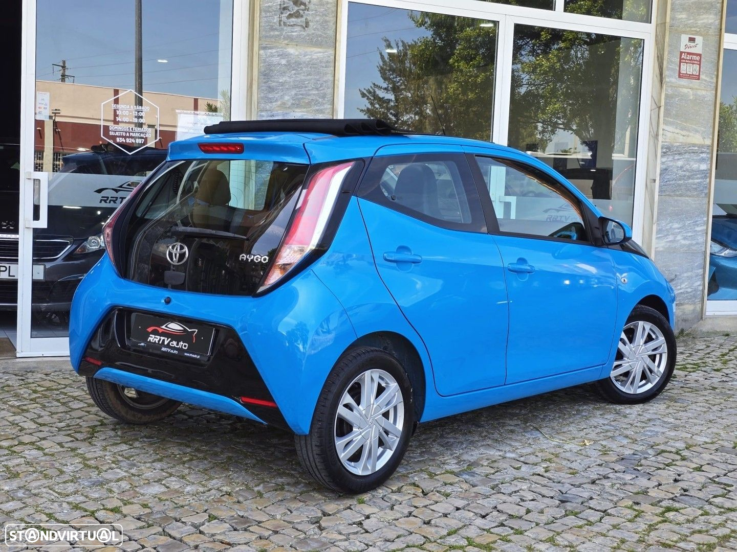 Toyota Aygo 1.0 X-Play Plus - 10