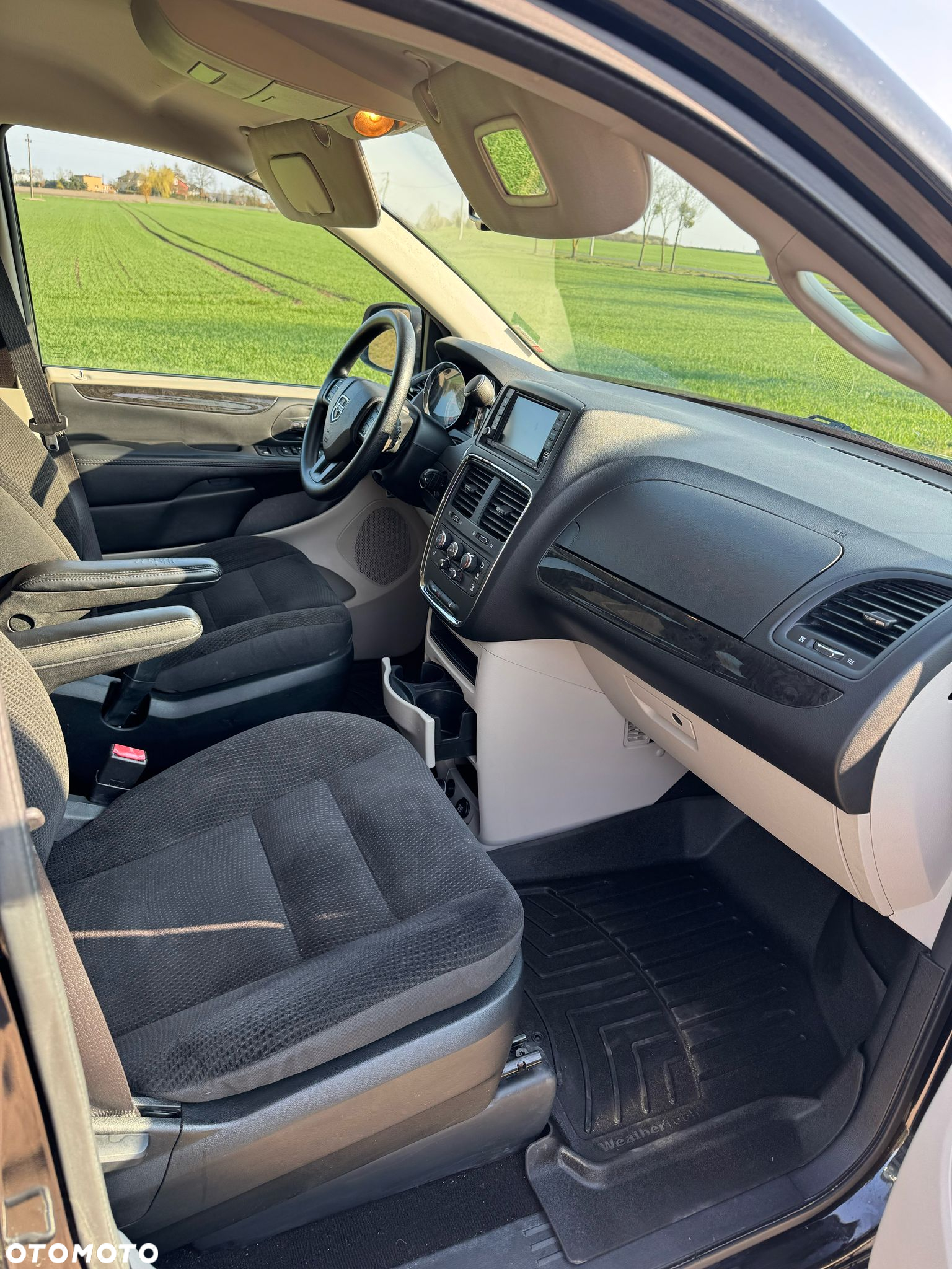 Dodge Grand Caravan - 6