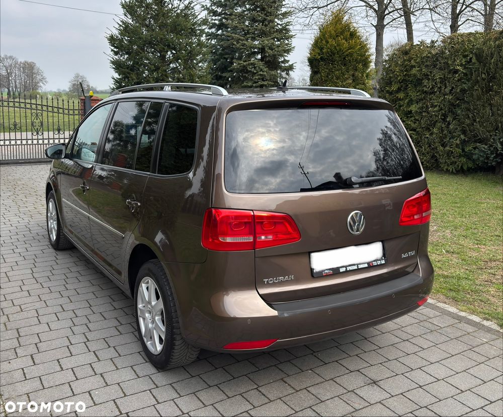 Volkswagen Touran 2.0 TDI DPF BlueMotion Technology Highline - 3