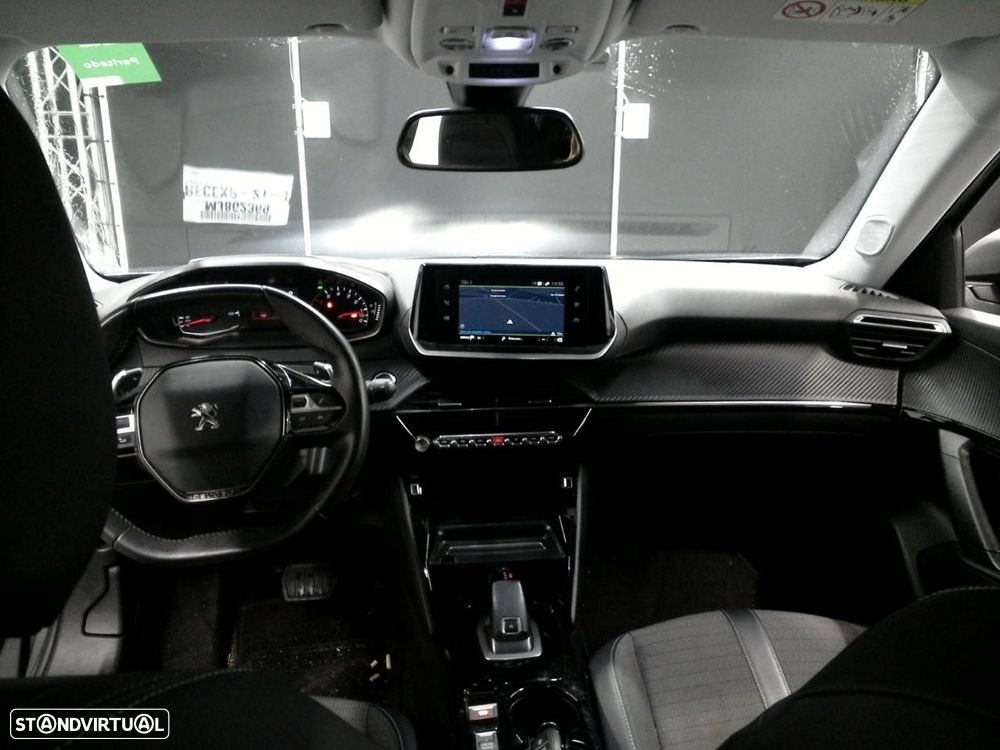 Peugeot 2008 1.5 BlueHDi Allure EAT8 - 9