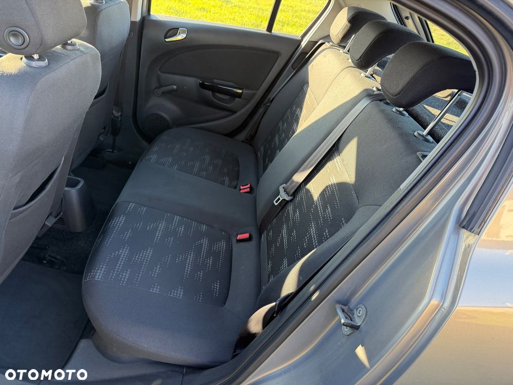 Opel Corsa 1.2 16V Enjoy - 12