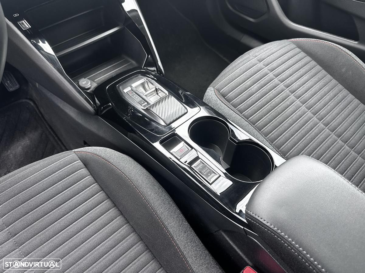 Peugeot e-2008 Active Pack - 31