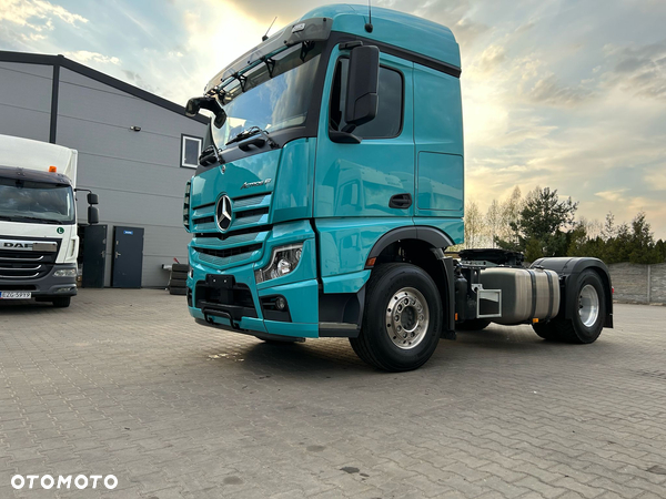 Mercedes-Benz Actros 1851