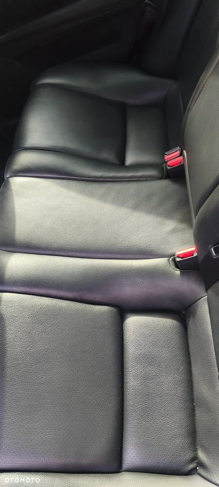 Mercedes-Benz Klasa E 200 Kompressor Classic - 17