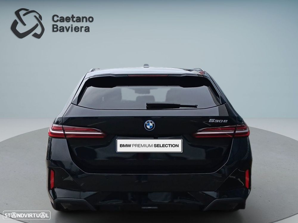 BMW 530 e Pack Desportivo M - 7