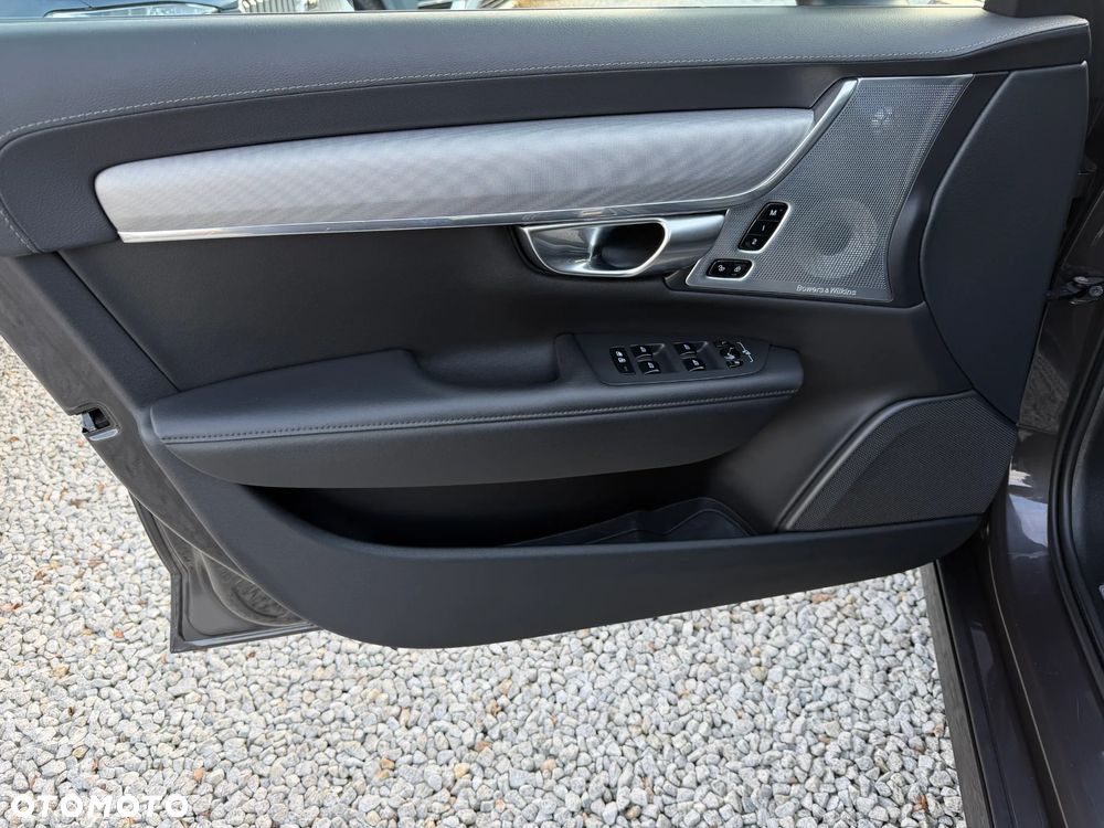 Volvo V90 Cross Country B5 D AWD Ultimate - 27