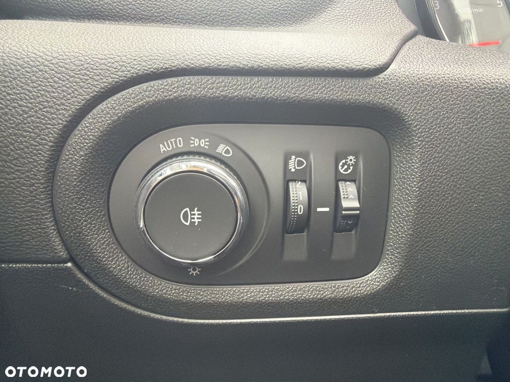 Opel Grandland X 1.2 T GPF Enjoy S&S - 20