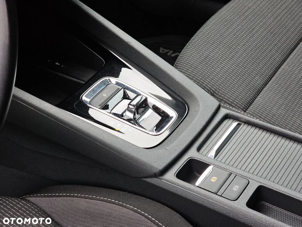 Skoda Octavia 2.0 TDI SCR Ambition DSG - 22