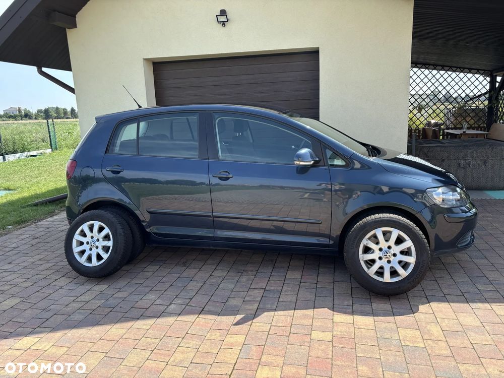 Volkswagen Golf 1.6 Comfortline - 14