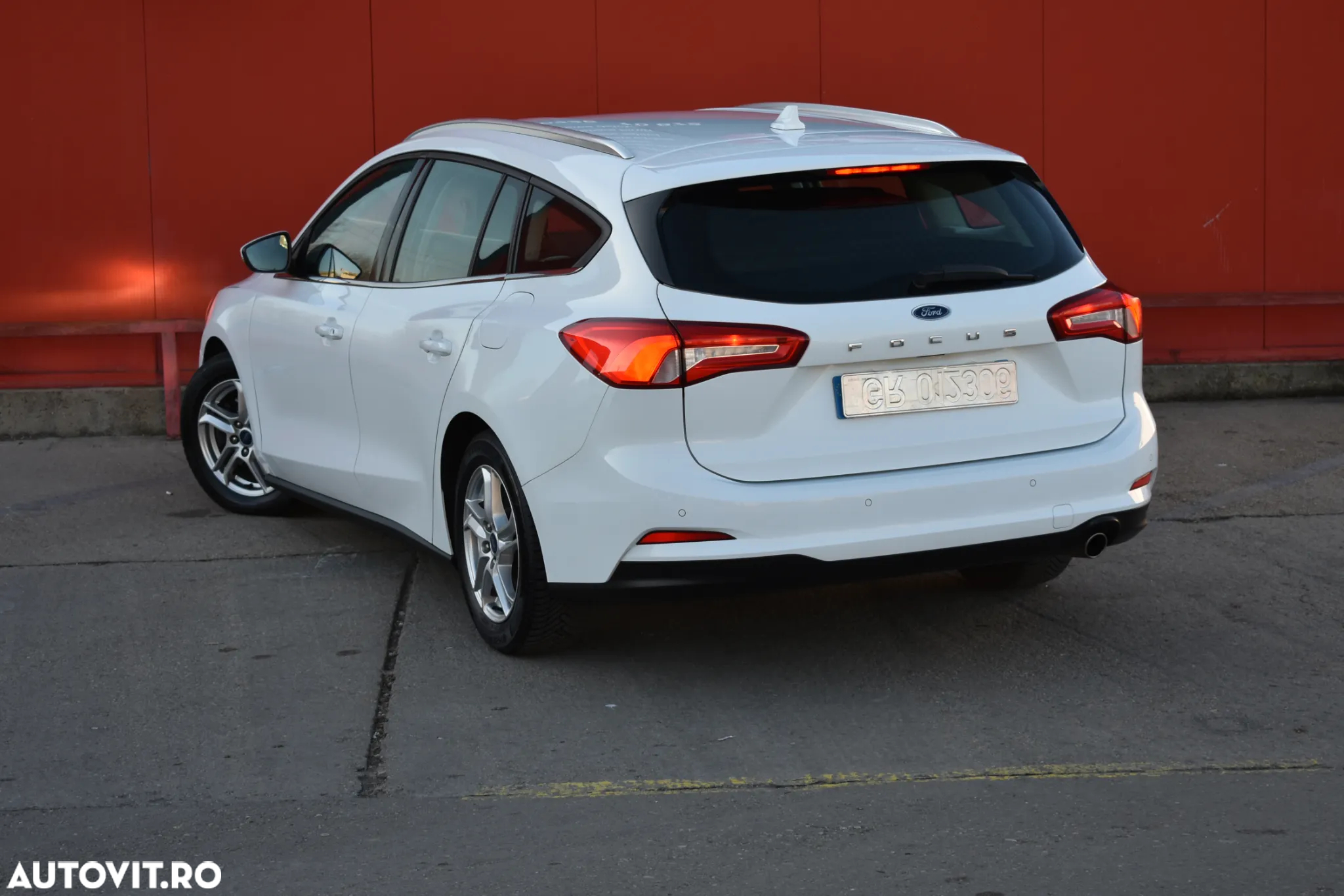 Ford Focus 1.5 EcoBlue Start-Stopp-System TITANIUM - 3