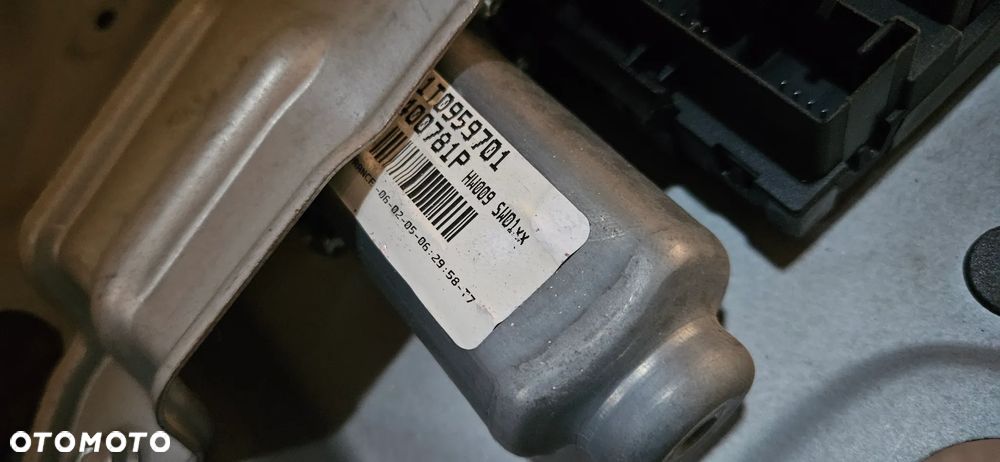 VW Caddy 2K III 2003- Plansza drzwi przednia lewa Podnośnik szyby przód lewy Silniczek podnośnika Głośnik drzwi Moduł Sterownik 1K0959793C 1T0959701 EUROPA - 7