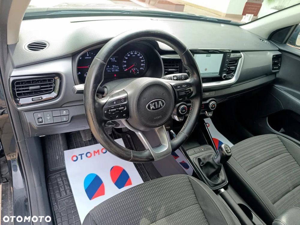 Kia Stonic 1.6 CRDi Platinum Edition - 27