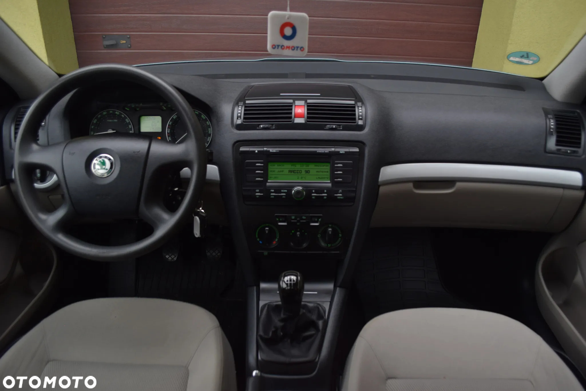 Skoda Octavia 1.6 Elegance - 13