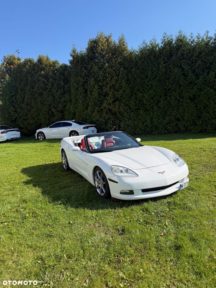 Chevrolet Corvette - 4