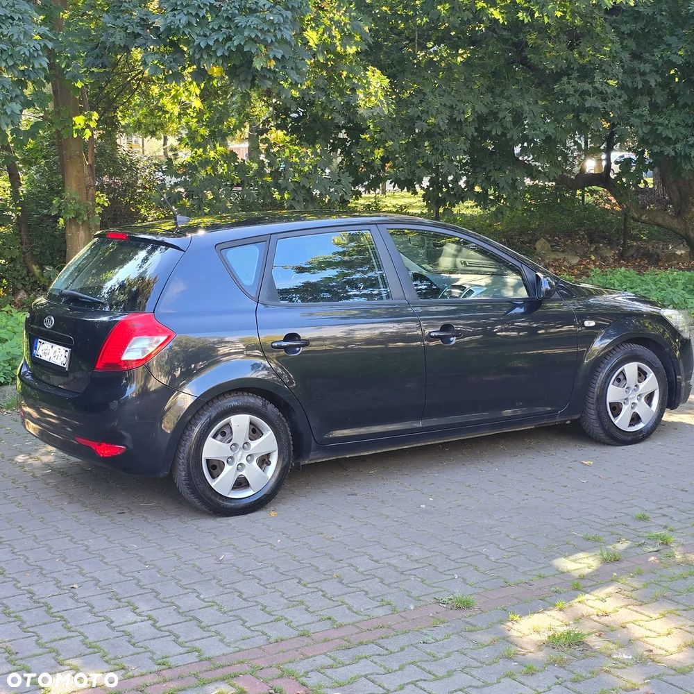 Kia Ceed Cee'd 1.6 Comfort - 2