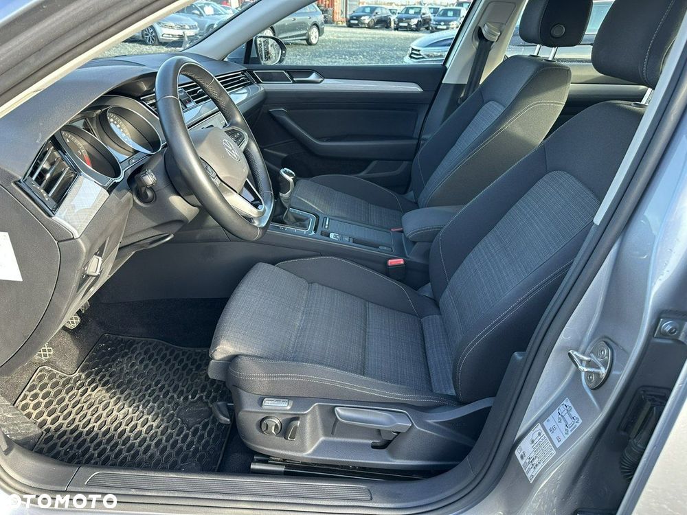 Volkswagen Passat 2.0 TDI EVO Business - 14