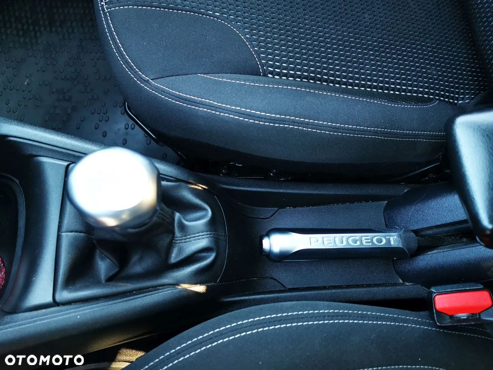 Peugeot 208 Blue-HDi 100 Stop&Start Style - 25