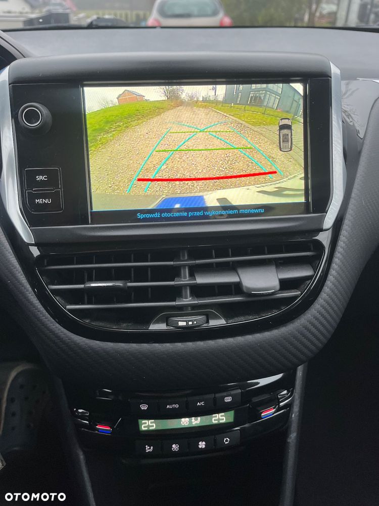 Peugeot 2008 PureTech 110 Stop&Start EAT6 GT-Line Edition - 23