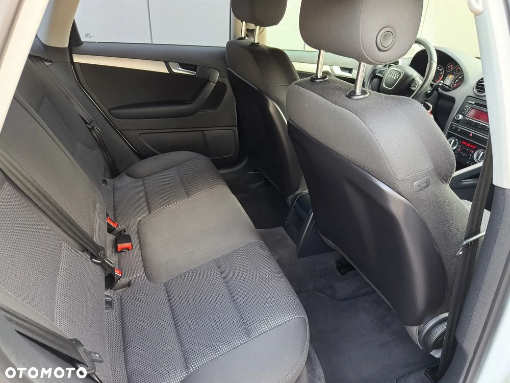 Audi A3 Sportback - 32