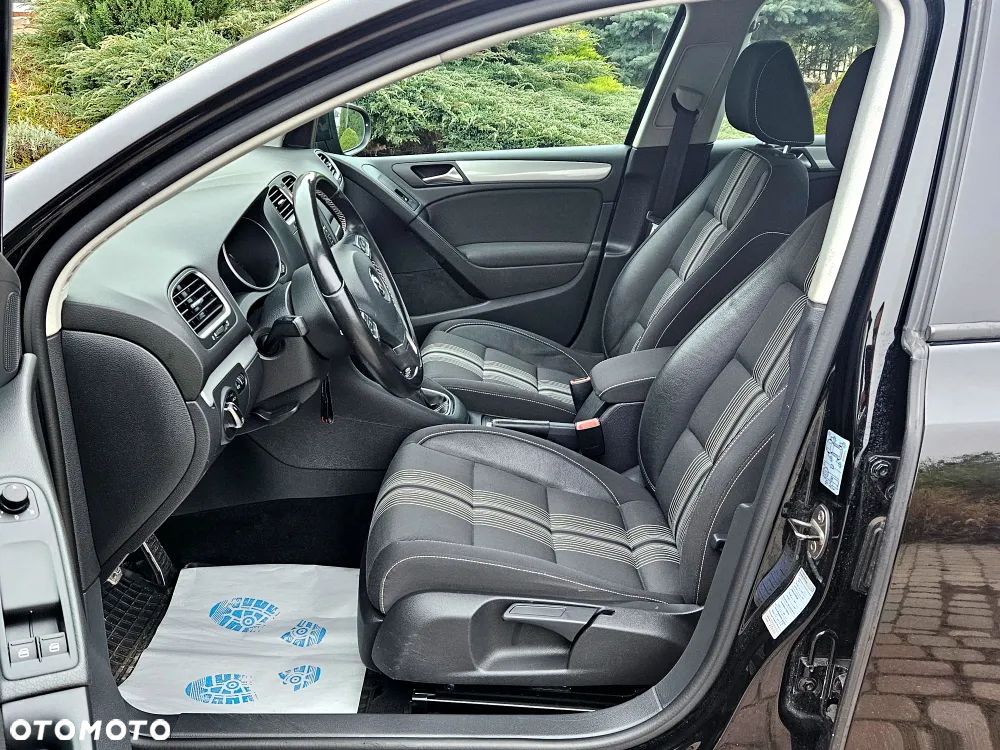 Volkswagen Golf 1.6 TDI DPF BlueMotion Technology MATCH - 15