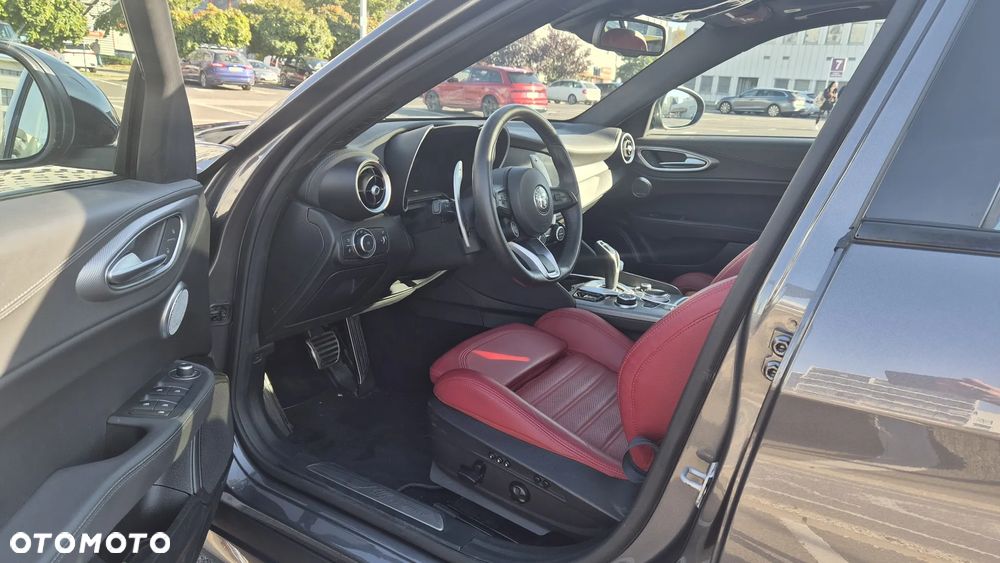 Alfa Romeo Giulia 2.0 Turbo Veloce Q4 - 7