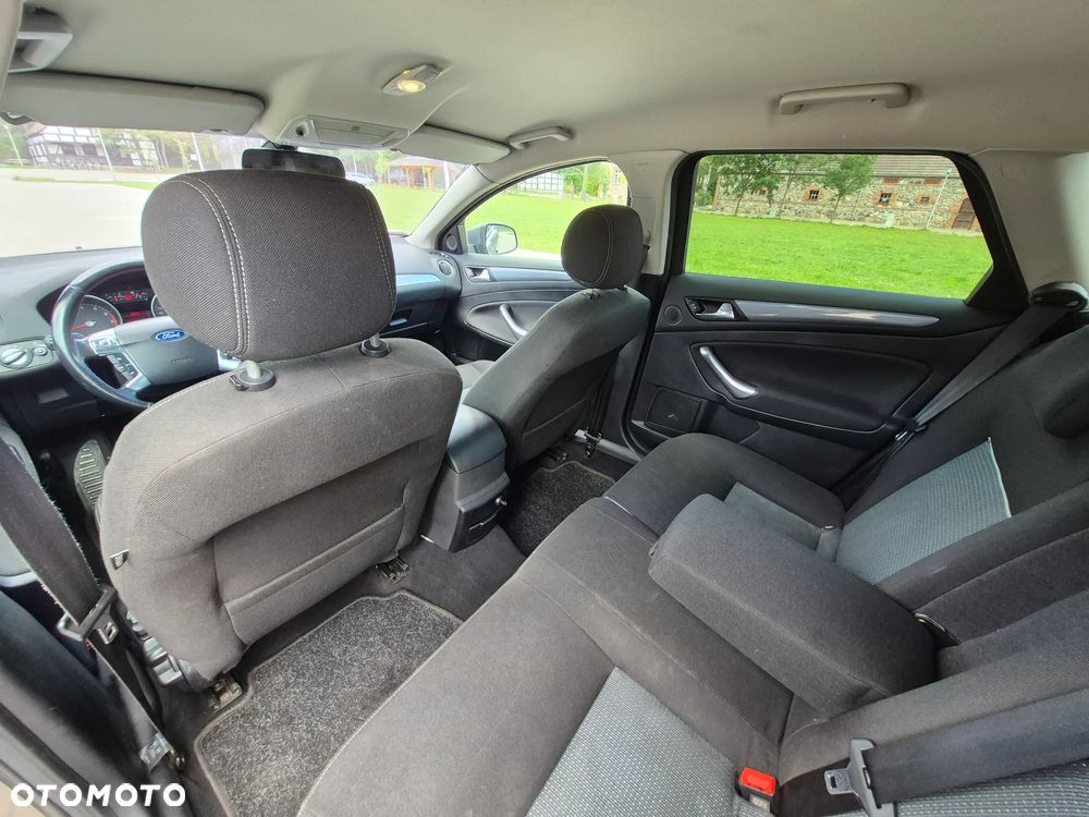 Ford Mondeo 1.6 Ti-VCT Trend - 24