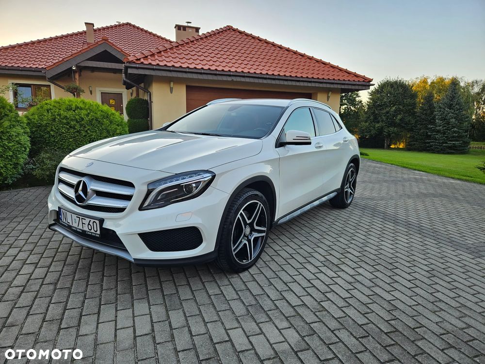 Mercedes-Benz GLA 250 4-Matic - 1