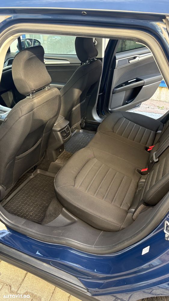 Ford Mondeo 2.0 TDCi Powershift Business - 6