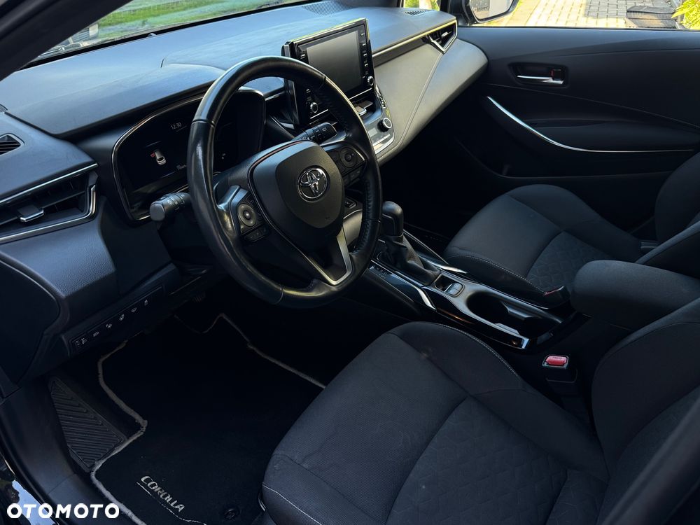 Toyota Corolla - 17