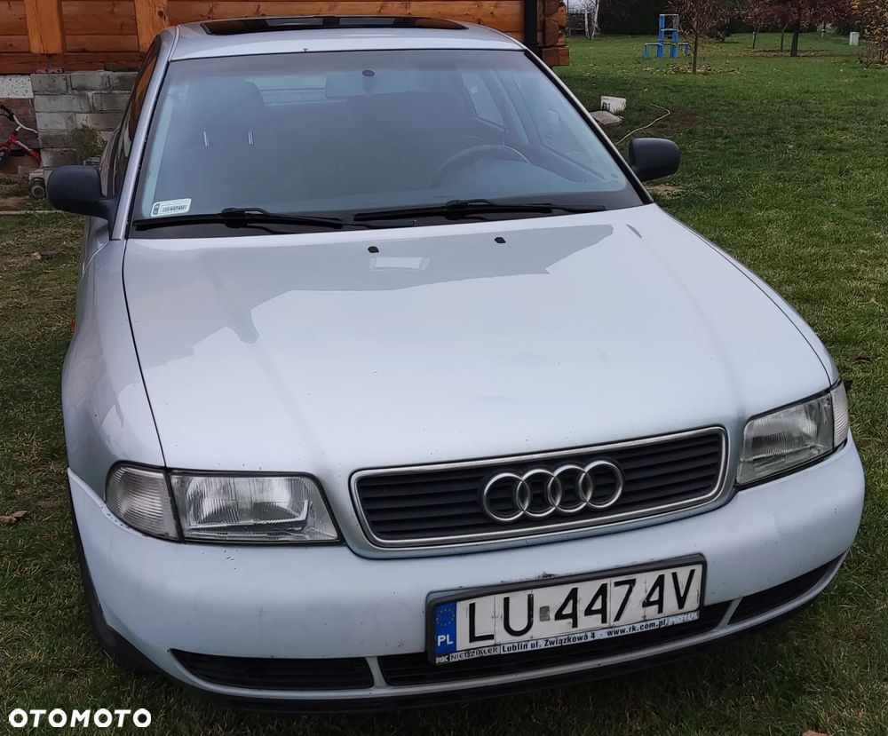 Audi A4 Limousine - 5